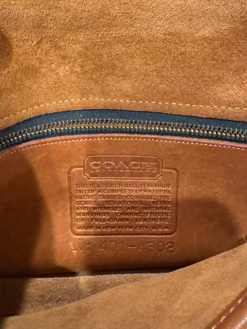 Vintage Coach Dinky 9375 Tan Leather Crossbody Shoulder Bag Turnlock - Picture 2 of 4